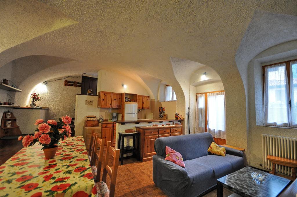 Casa Anna Villa Pieve Di Ledro Room photo